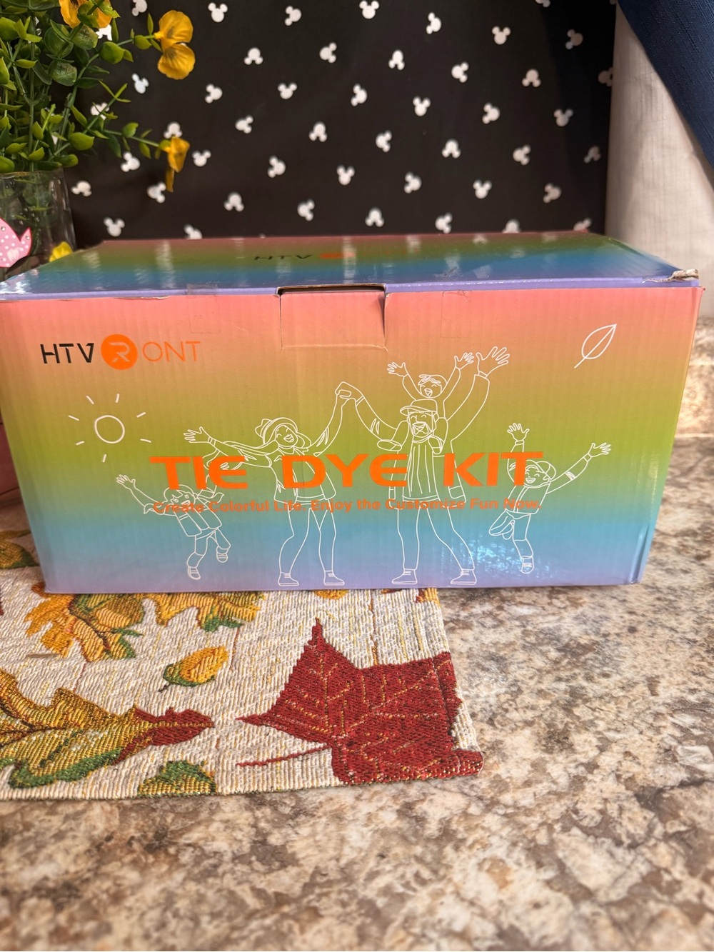 Kids Tie Dye Kit in Rainbow Colors